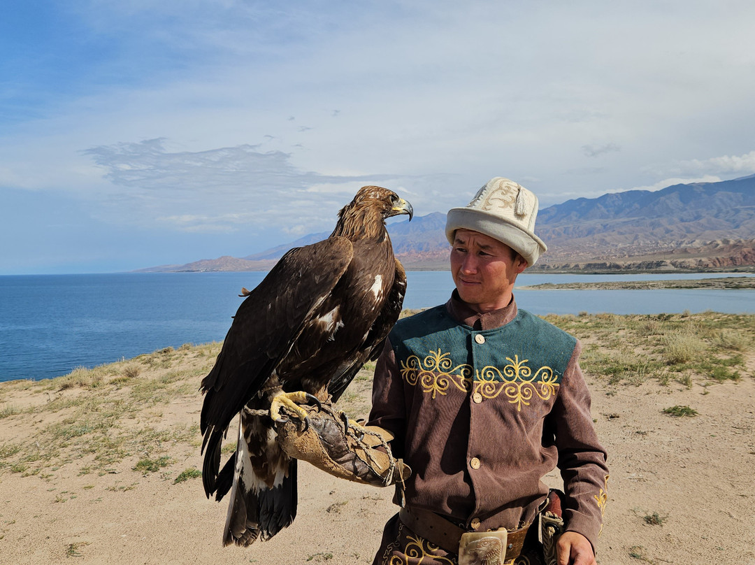 Eagle Hunting Show by Salavat-Bokonbayevo必去景点
