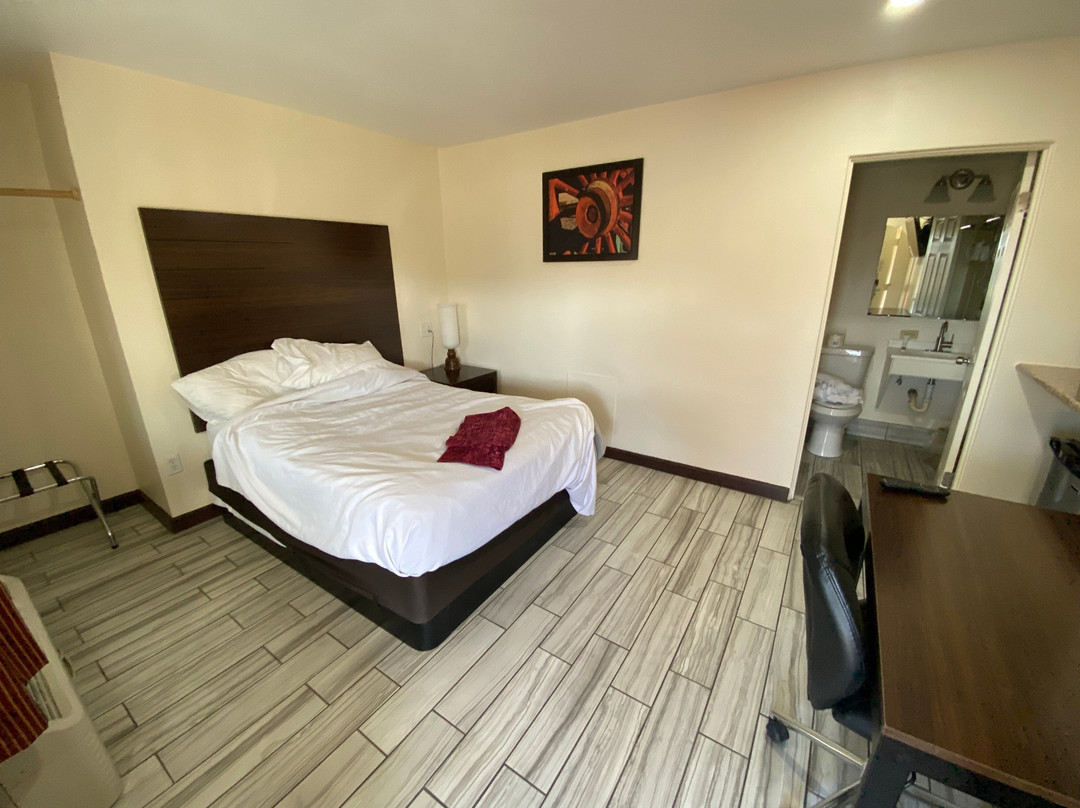 The Roswell Inn主图