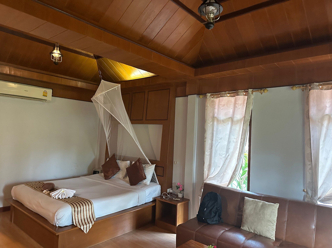 罗莎莎洋渡假村主图