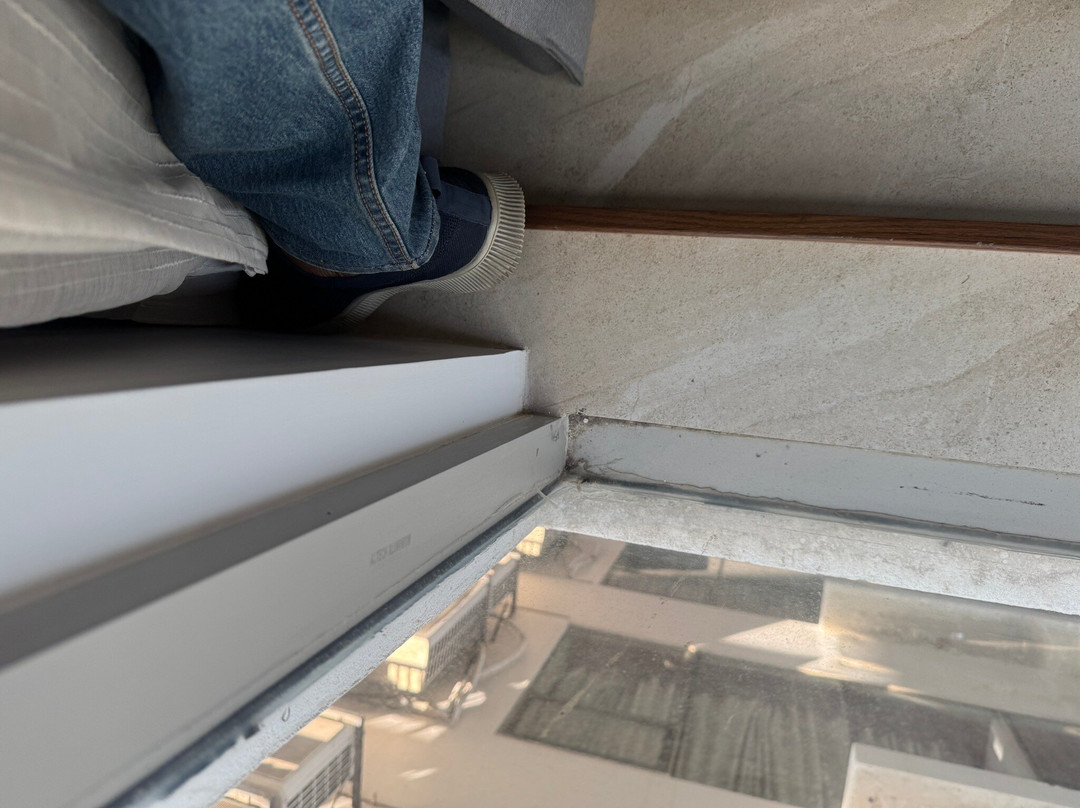 Windy Terrace Hotel主图