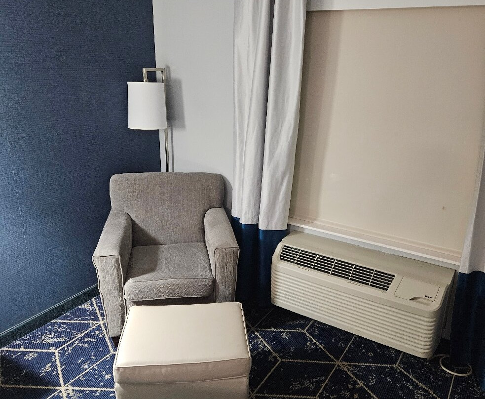 Best Western Plus St. Louis Airport Hotel主图