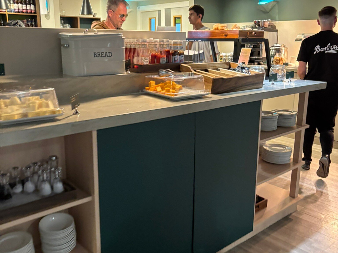 Escape Lounges - London Stansted Airport-斯坦斯特德芒特菲奇特必去景点