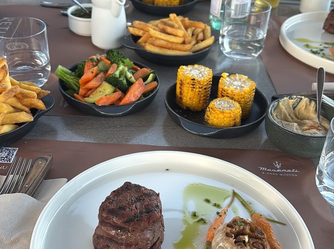 Petite Plage-利马索尔必去景点