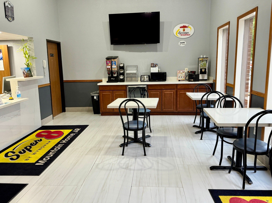 Super 8 by Wyndham Mountain Home主图