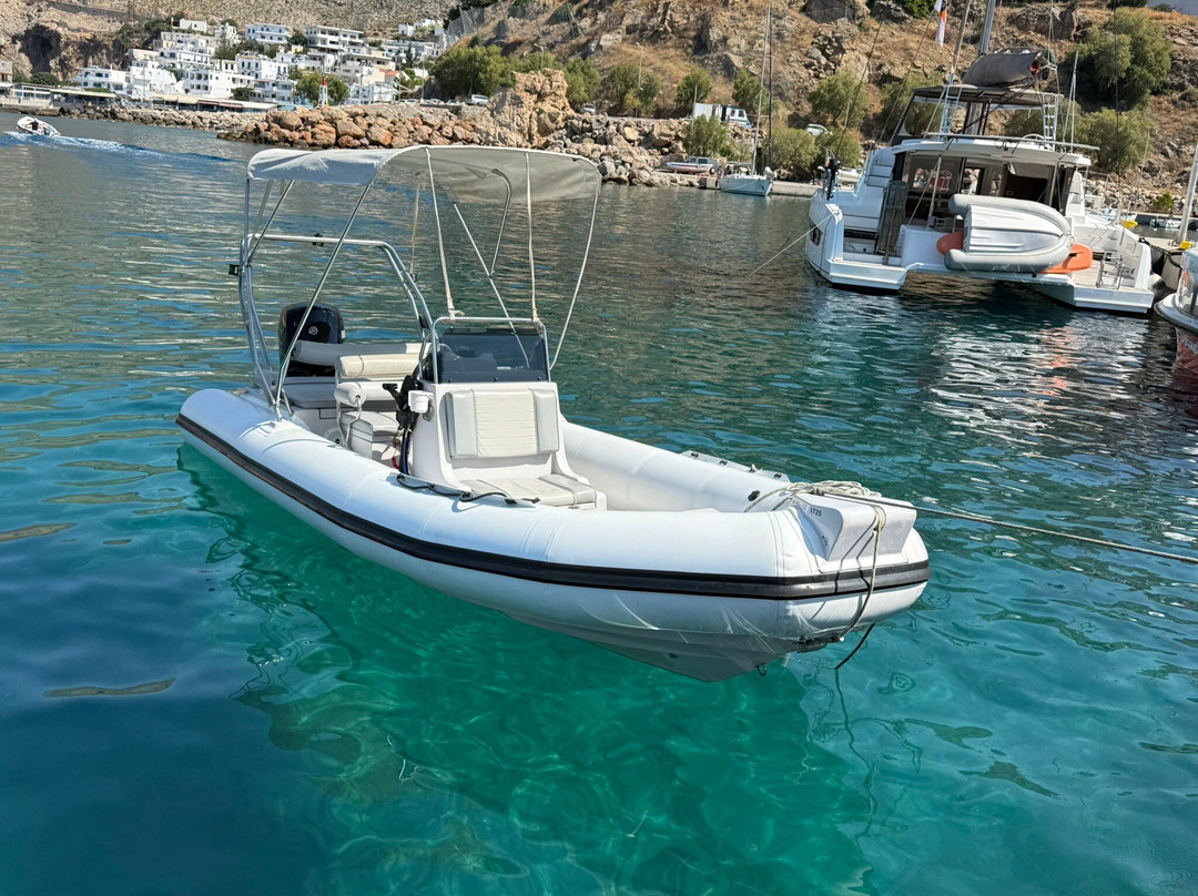 NOTOS MARE MARINE ADVENTURES景点图片
