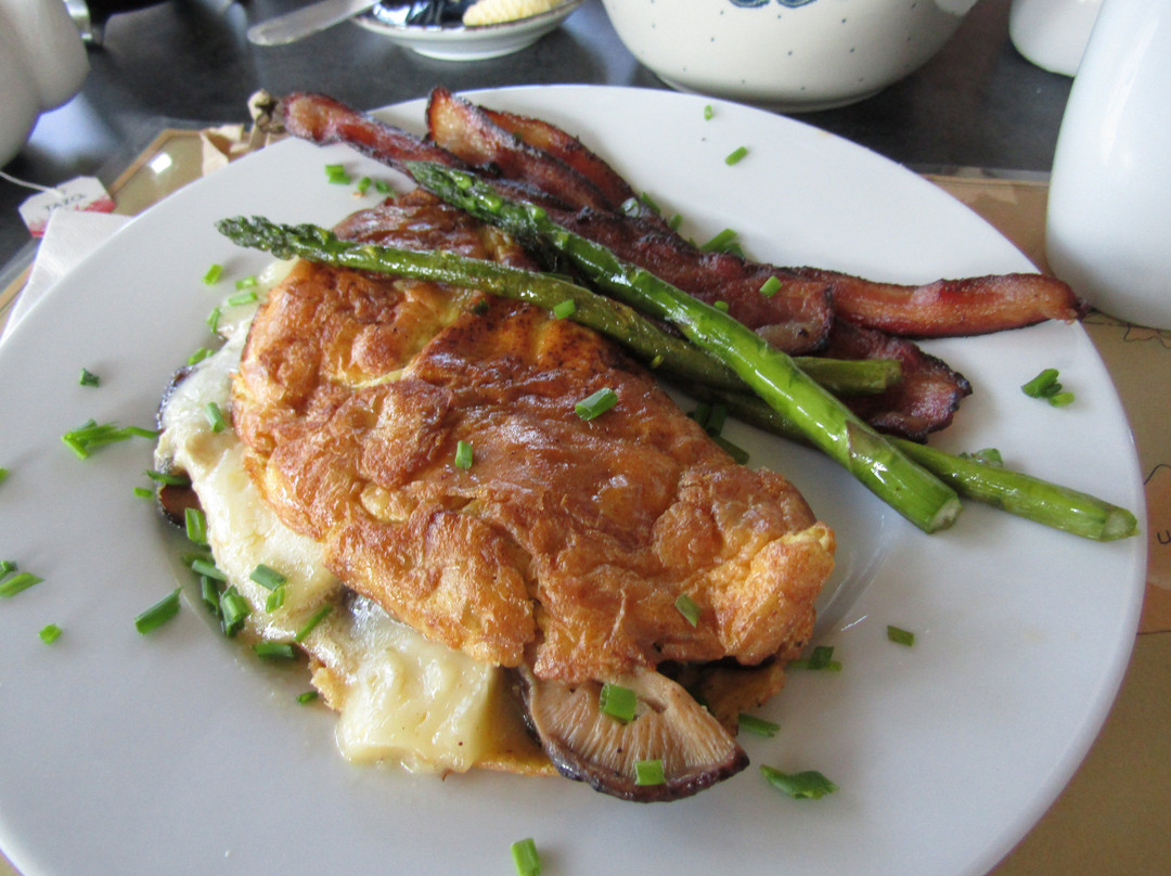 Leeward Inn Sb