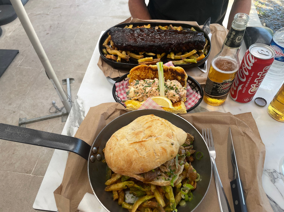 Big T Sandwich & Grill