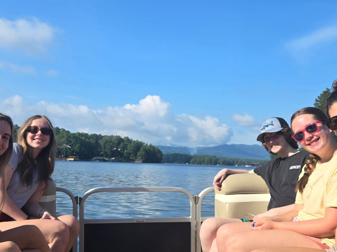 Blue Ridge Boat Rentals-Morganton必去景点