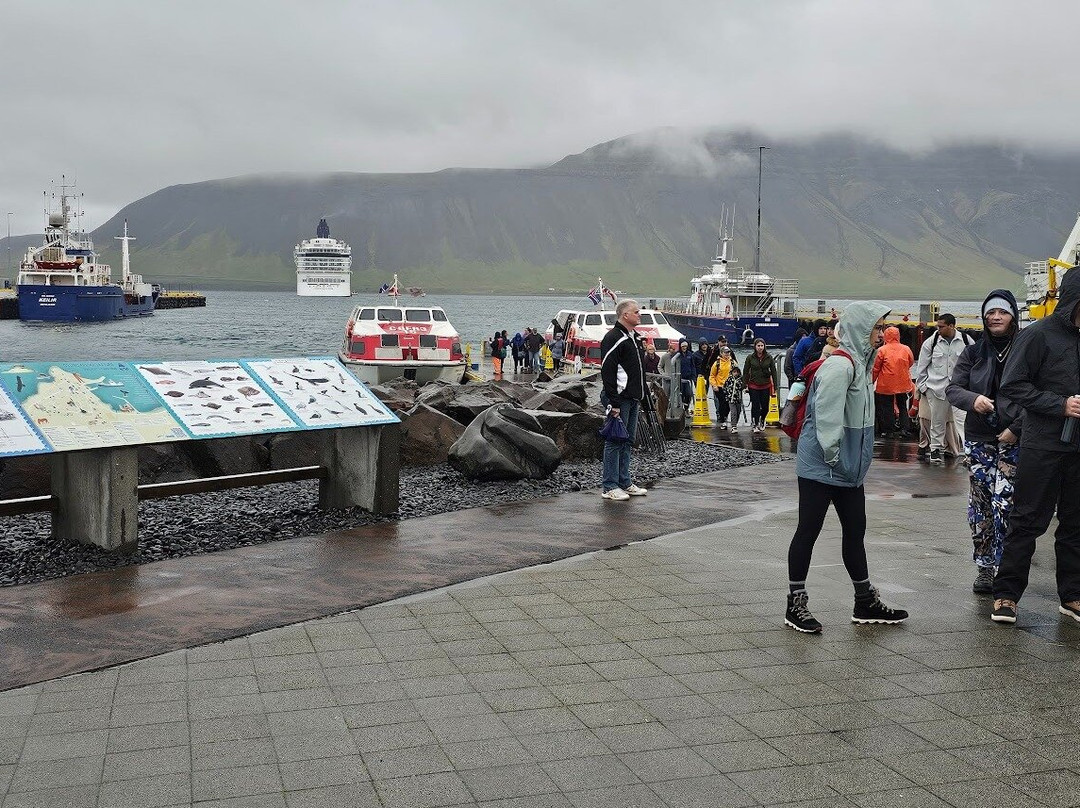 @visitgrundarfjordur