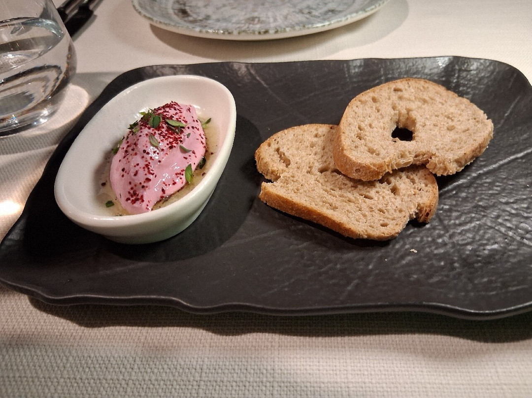 Ara Restaurant