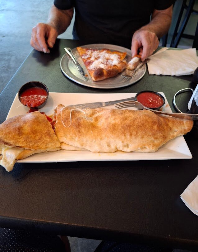 Ralphie's Pizza & Eatery