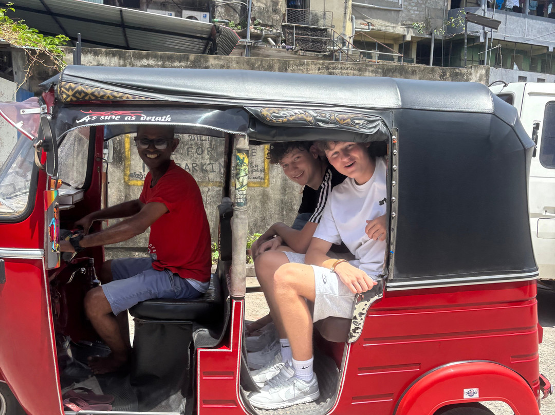 Enviro Bicycle Tours-尼甘布必去景点