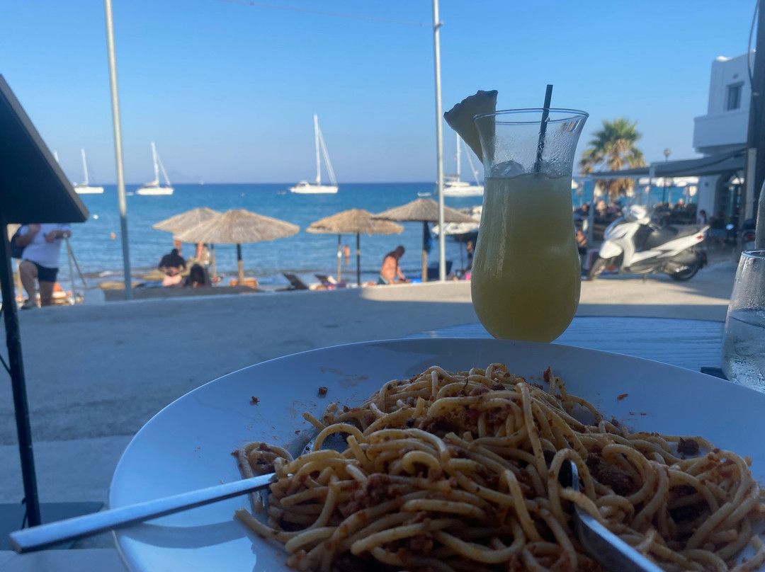 Elia Beach Bar Restaurant主图