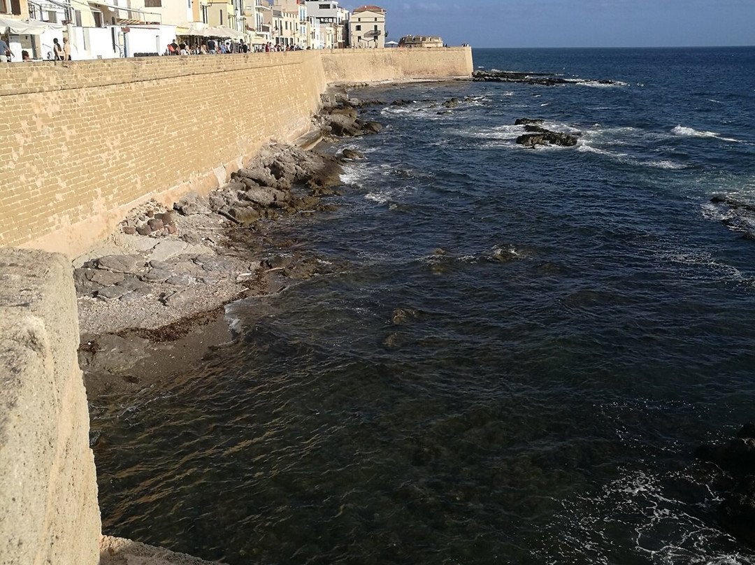 Affacci a mare: Bastioni e Lungomare-阿尔盖罗必去景点