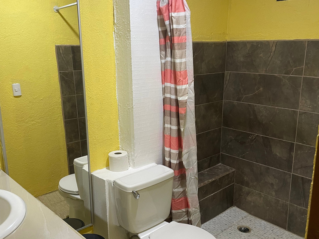 Rita & Sonny Beach  Apts #A主图