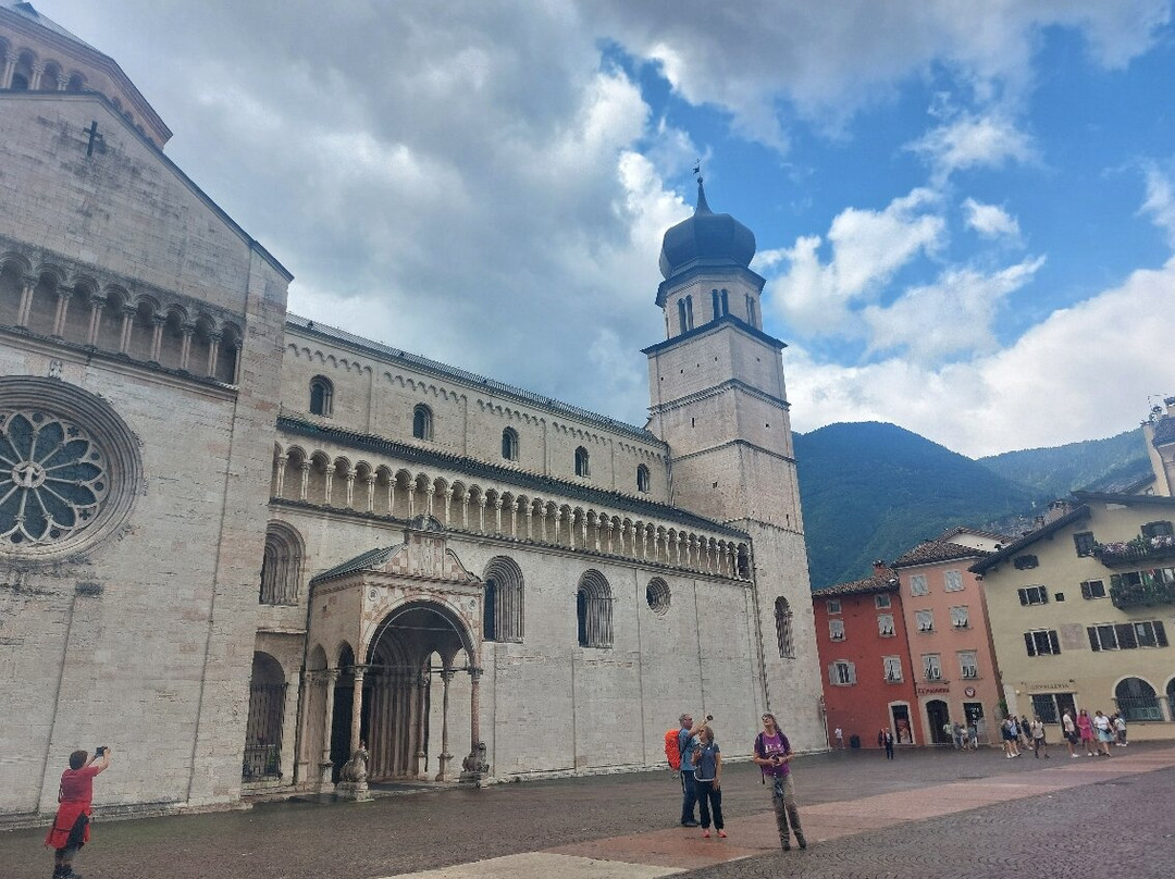 Cattedrale Di San Vigilio E Duomo Di Trento-特伦托必去景点