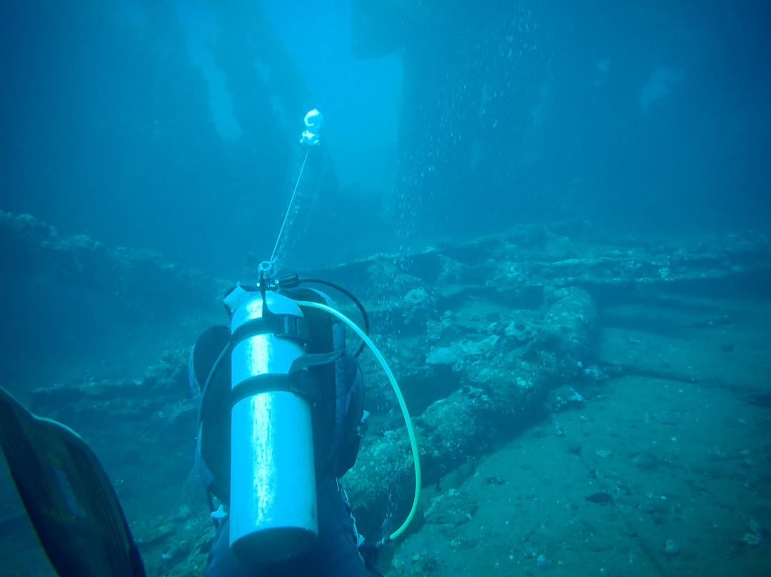 Abyss Dive Center Bali-艾湄湾必去景点