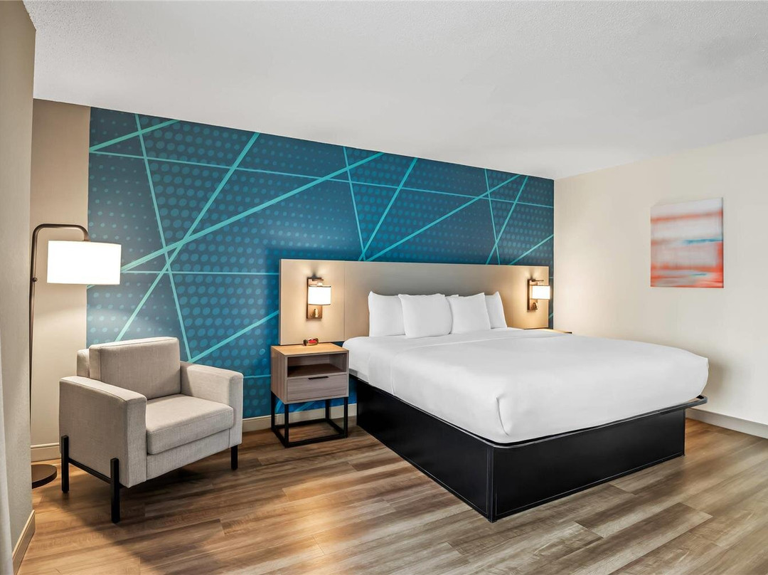 Emporia酒店住宿-恩波里亚司丽普酒店