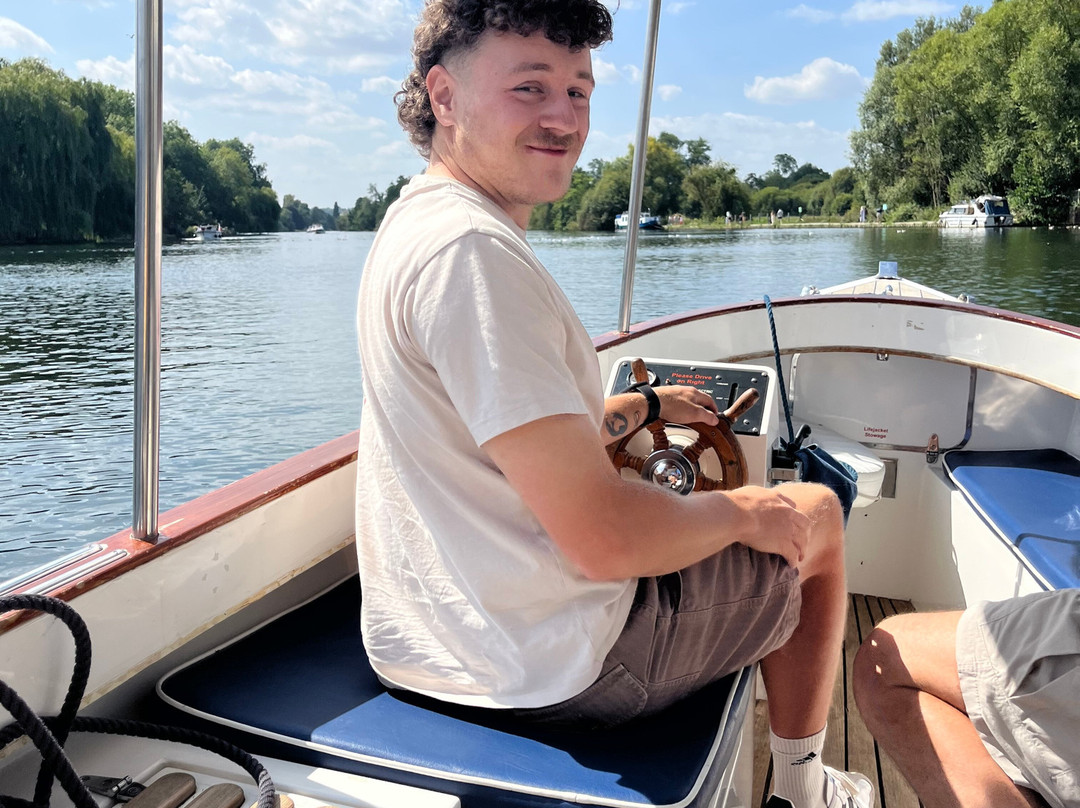 Boating at Marlow-Marlow必去景点