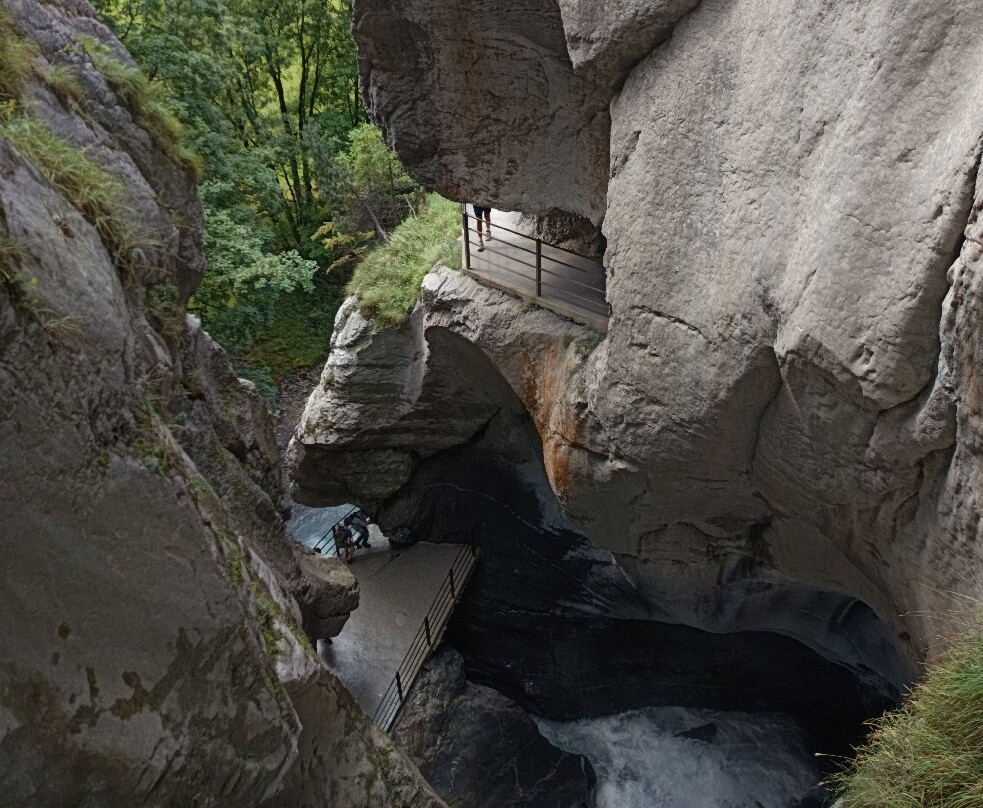 Trümmelbach-劳特布龙嫩必去景点