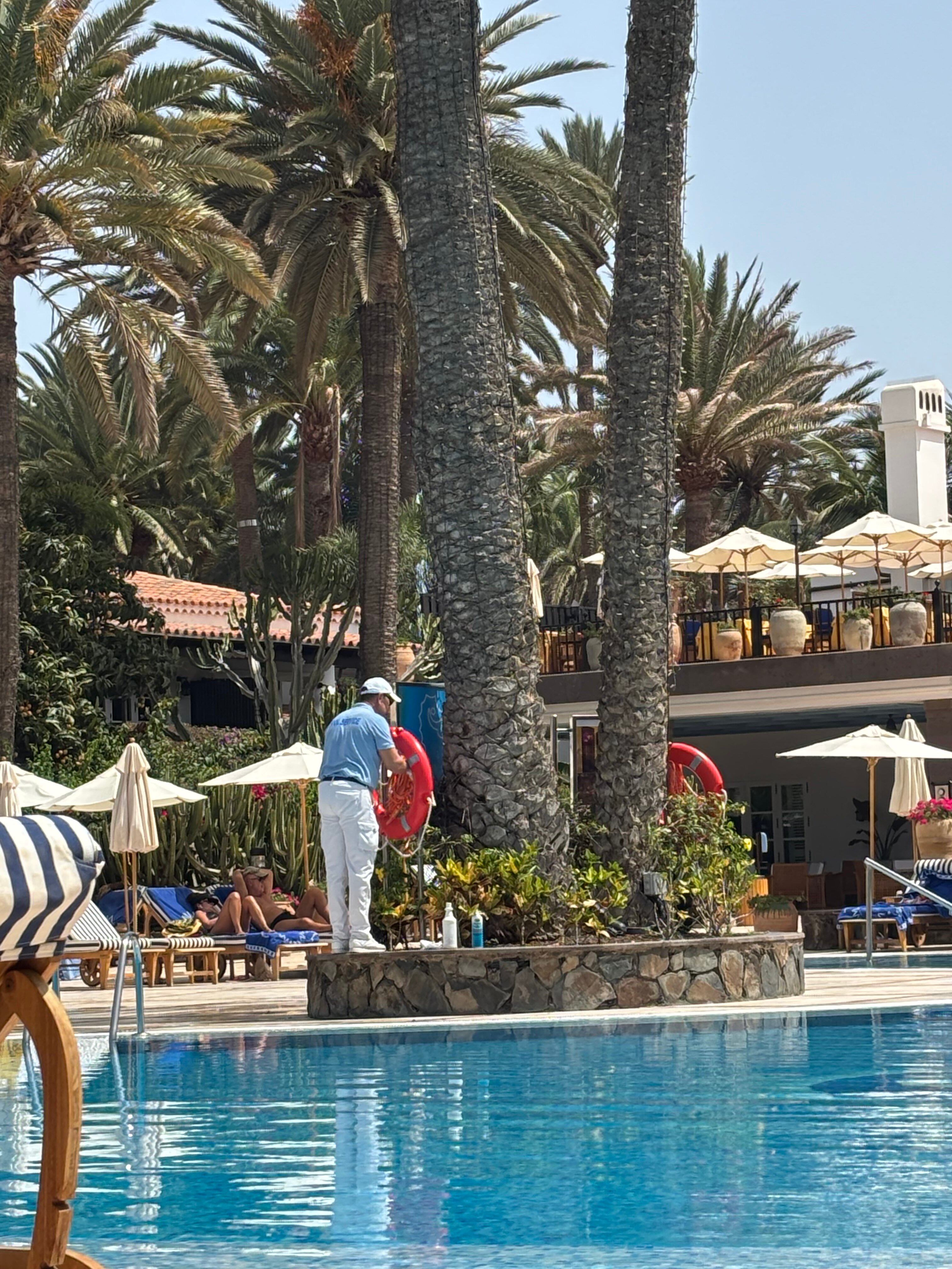 Seaside Grand Hotel Residencia-泳池