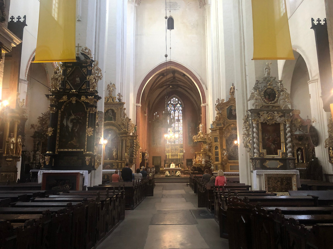 Katedra rzymskokatolicka św. Jana Chrzciciela i Jana Ewangelisty-托伦古镇必去景点