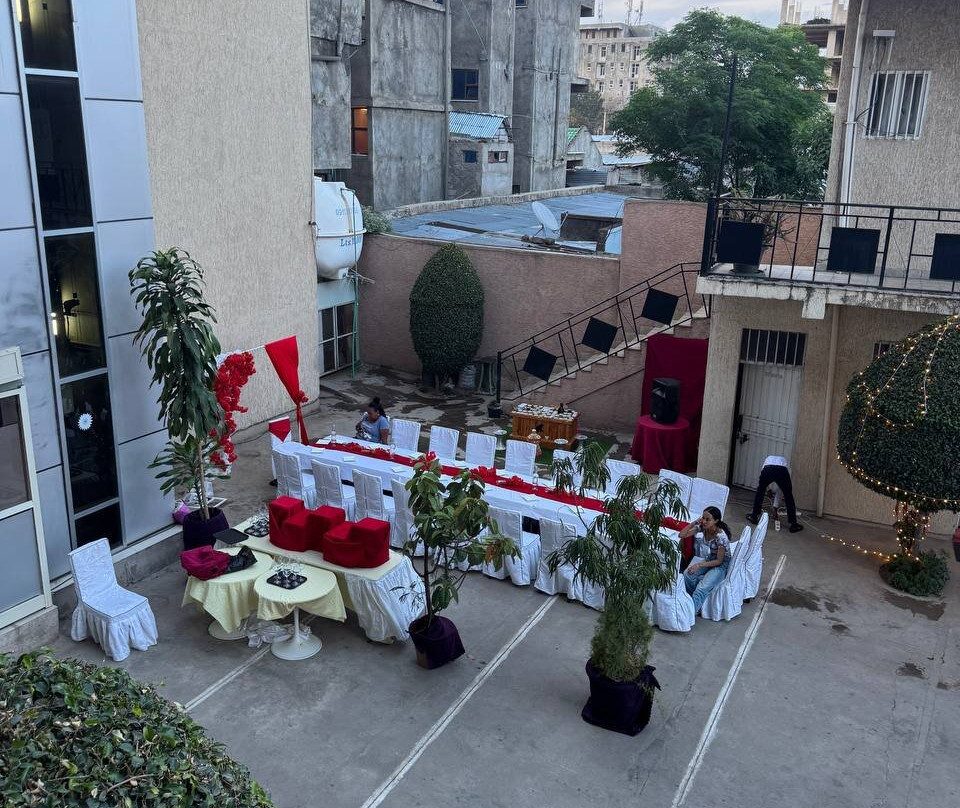 Mame Adame Hotel