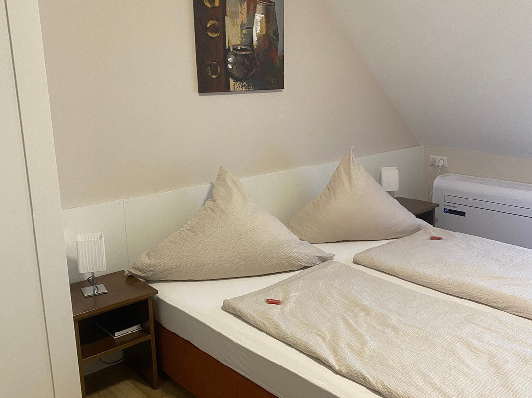 MR Hotel und lukAs主图