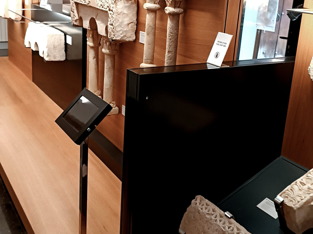 Museo Prerromanico de San Martín de Salas-Salas必去景点