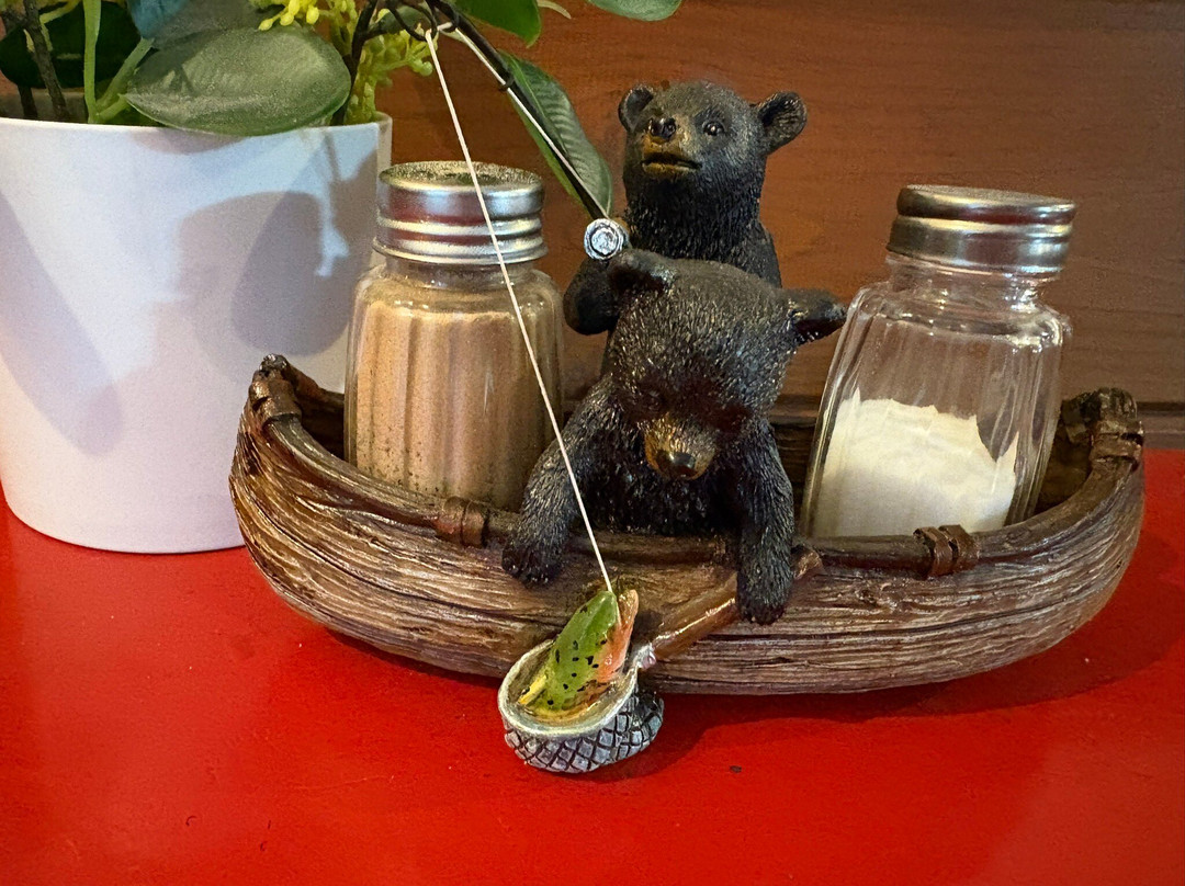 Wiscasset Woods Lodge主图