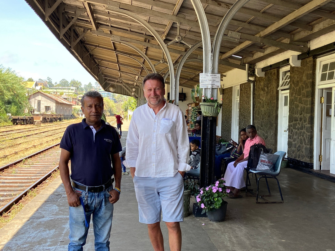 Driver Sri Lanka T-Two-奴娃拉伊利雅必去景点