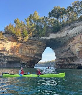 Pictured Rocks Kayaking-缪尼辛必去景点