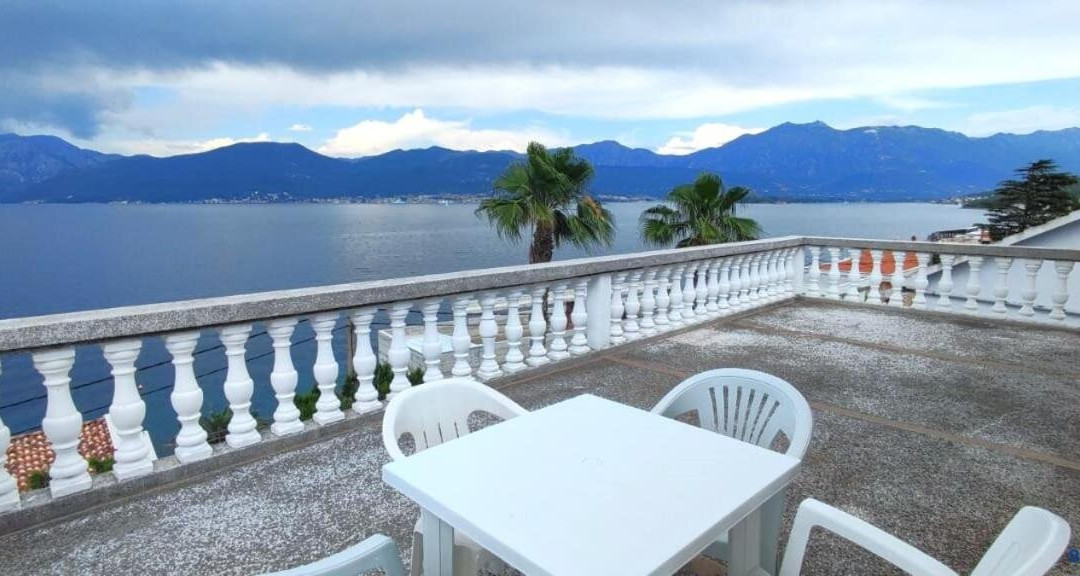 Sea Apartments