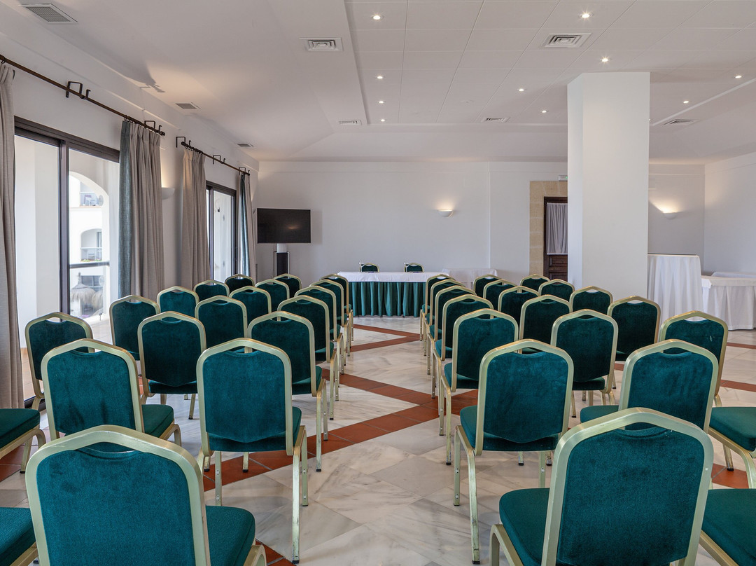 纳赫拉公爵酒店主图