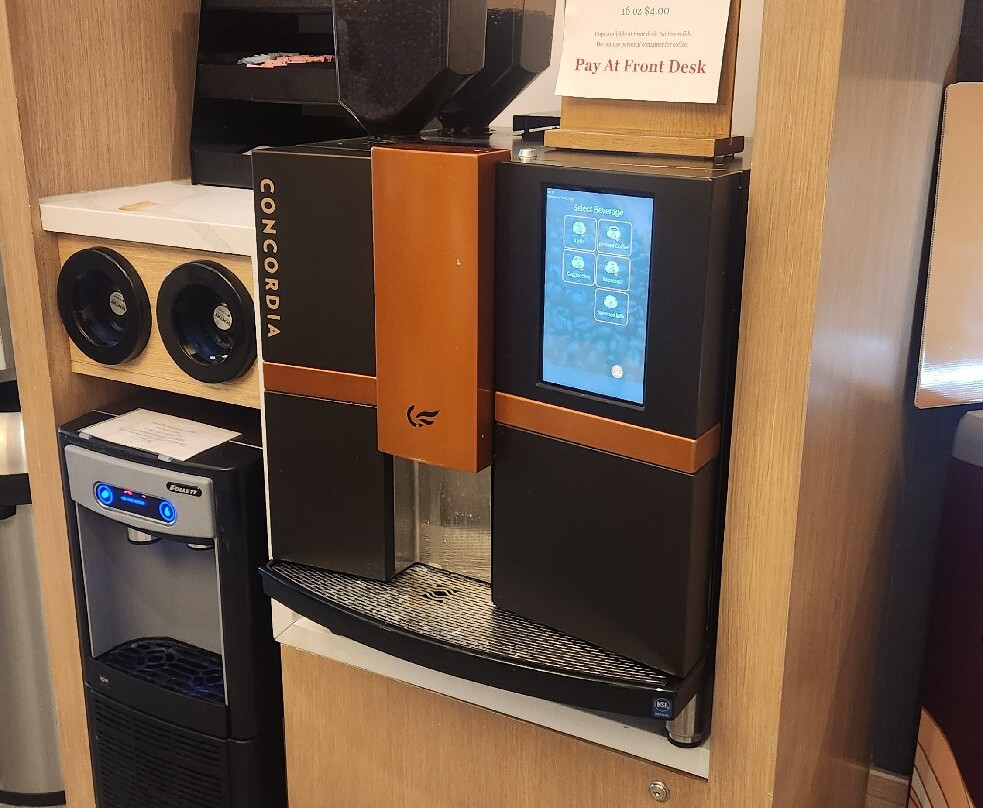 莫德斯托希尔顿逸林酒店主图