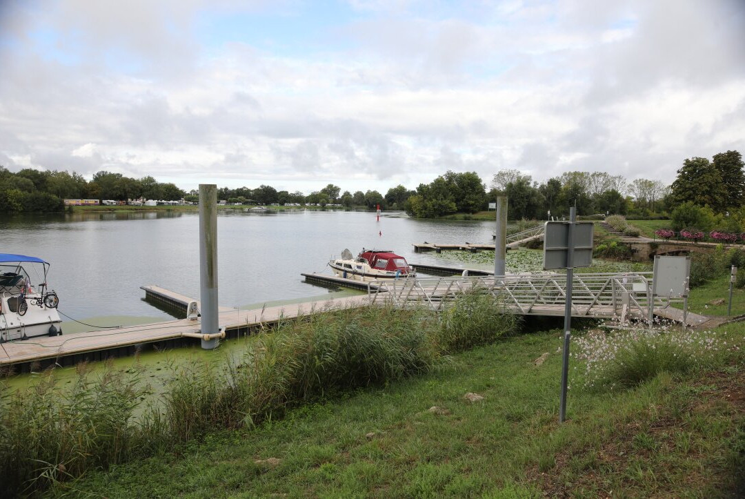 Port de plaisance-Seurre必去景点