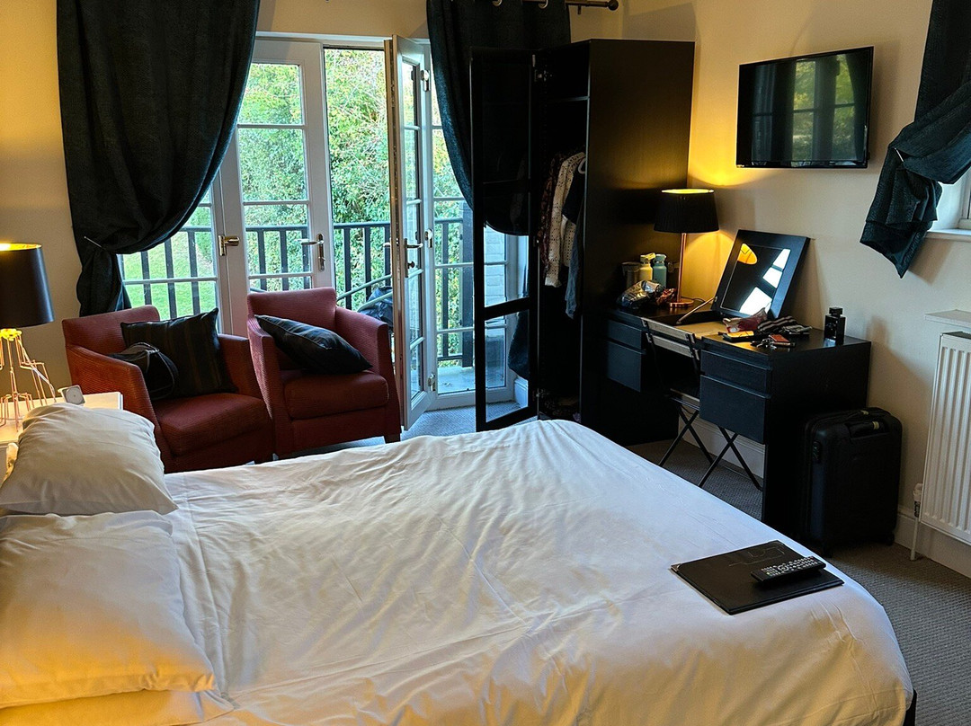 The Greyhound at Hever主图