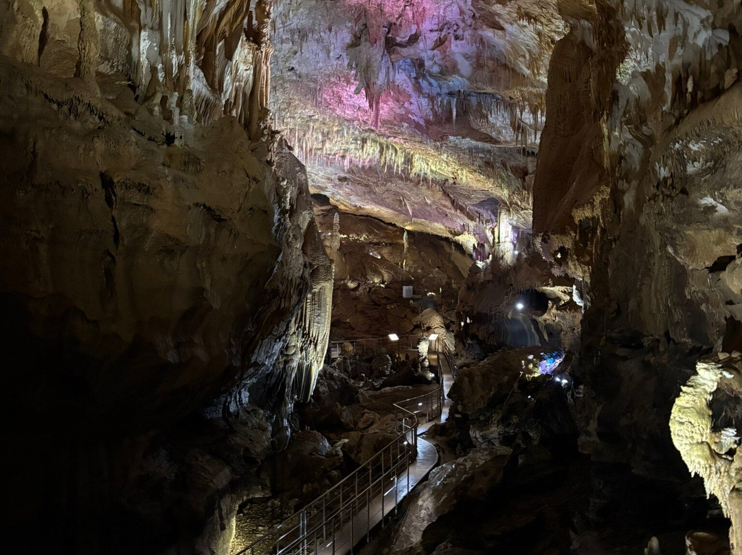 Prometheus Cave-Kumistavi必去景点