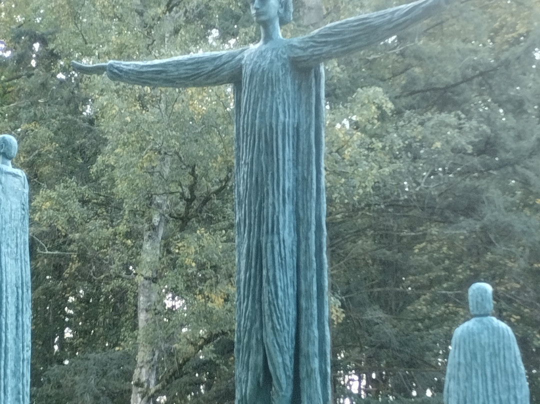 Musée Promenade Louis Derbré-Cellettes必去景点