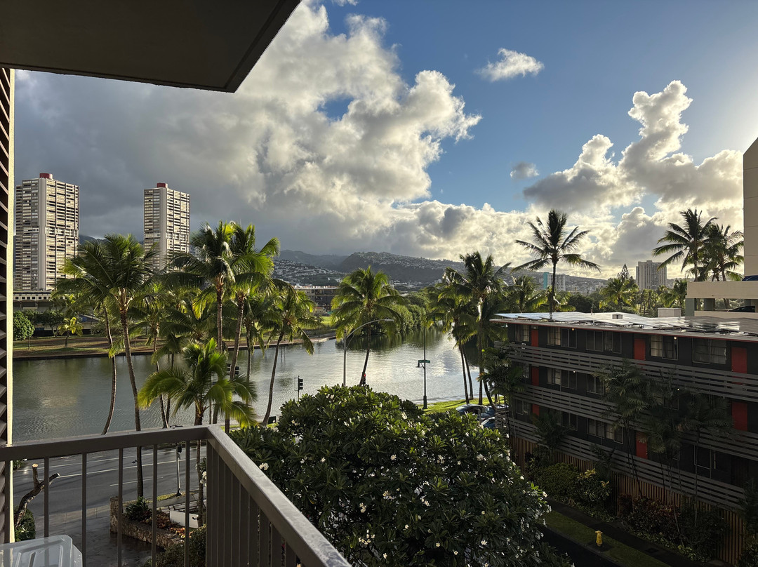 威基基椰子酒店主图