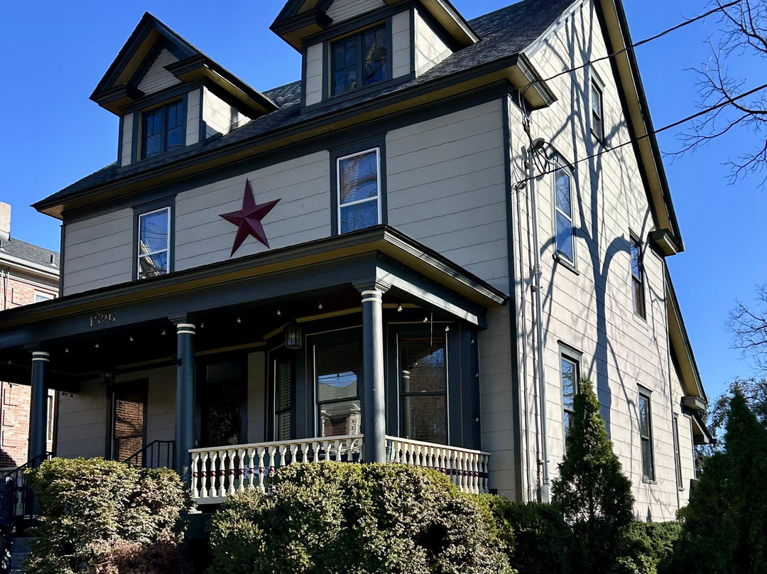 Black Lantern Inn - Roanoke主图