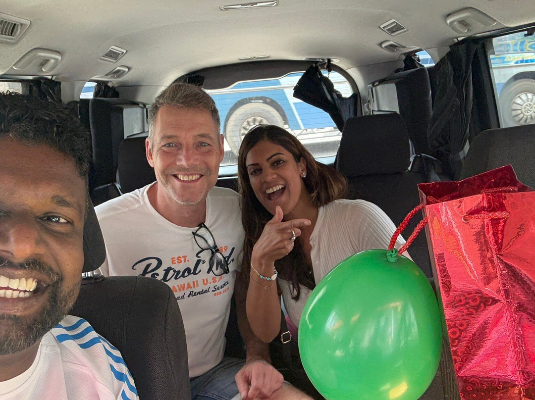 See Sri Lanka Tours-康提必去景点