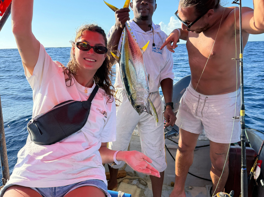 AG Tours and Safaris-桑给巴尔岛必去景点