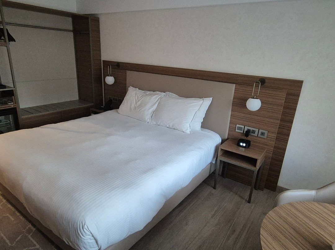 AC Hotel St. Julian's主图
