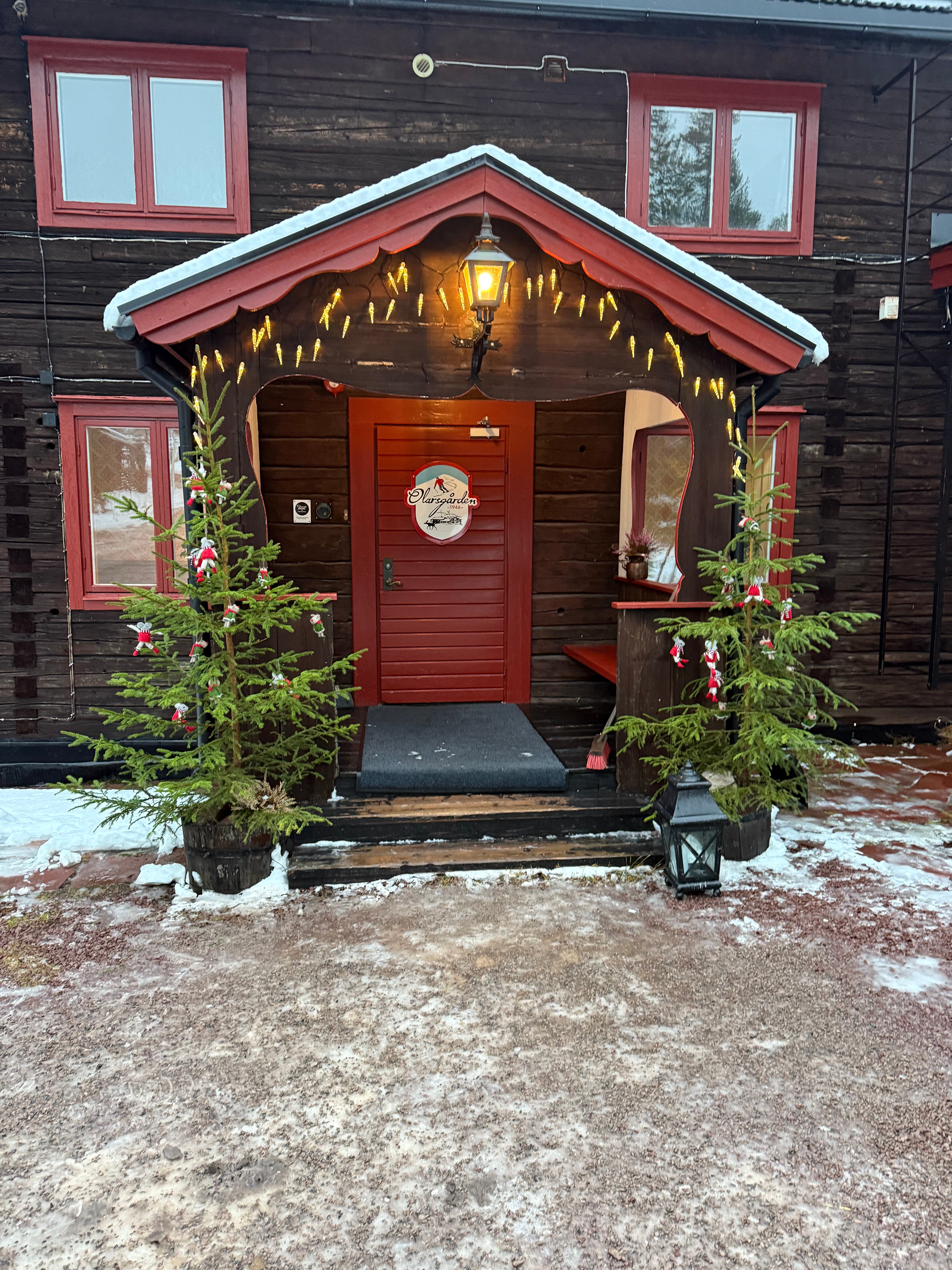 Olarsgården Hotel-官方