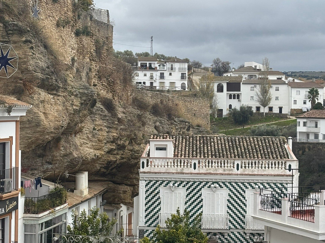 Calle Herrería-Setenil de las Bodegas必去景点