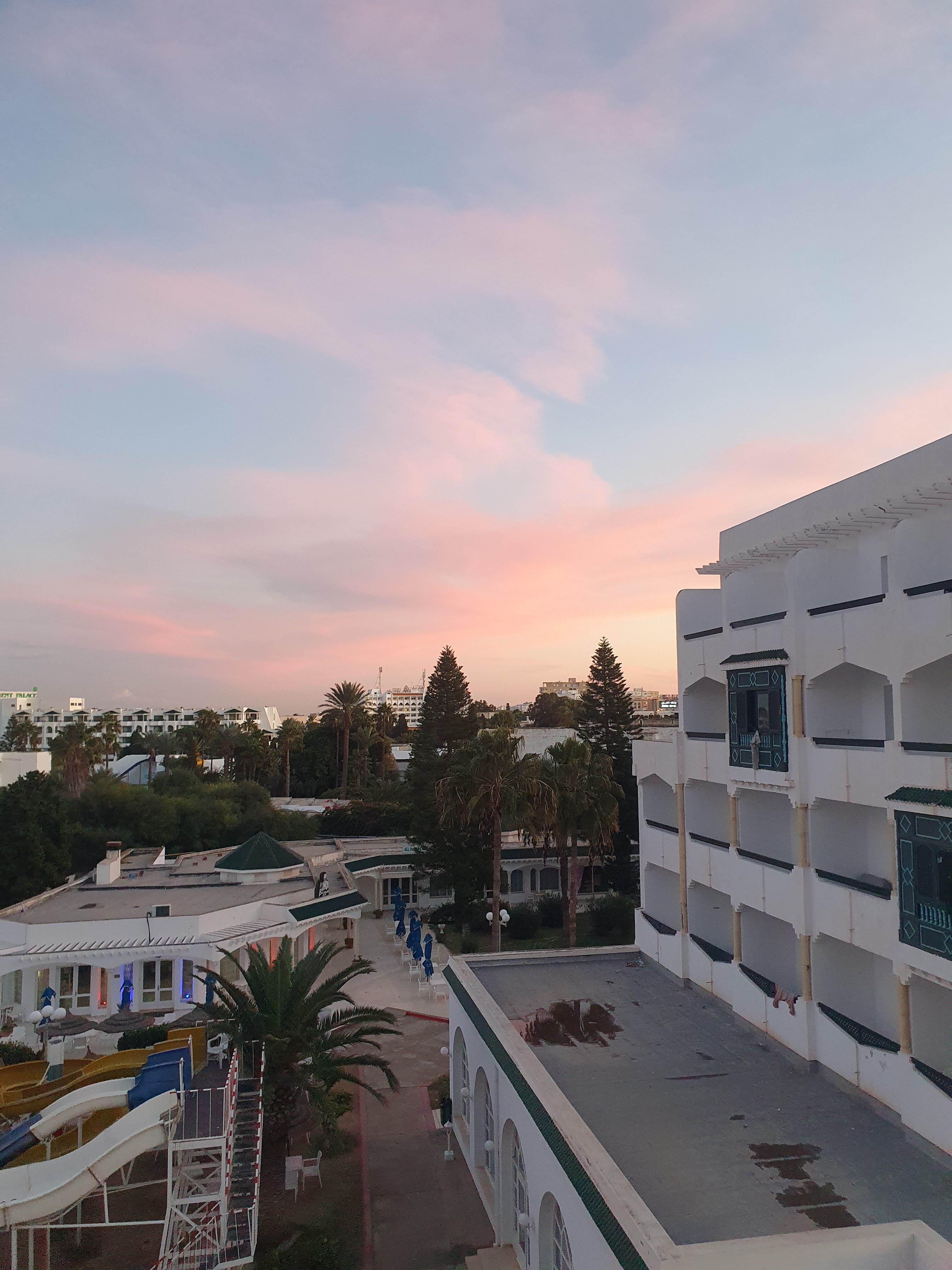 Hotel Royal Jinene & Jinene-官方