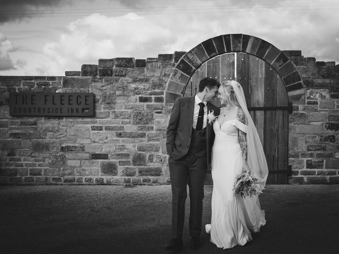 The Fleece Countryside Inn主图