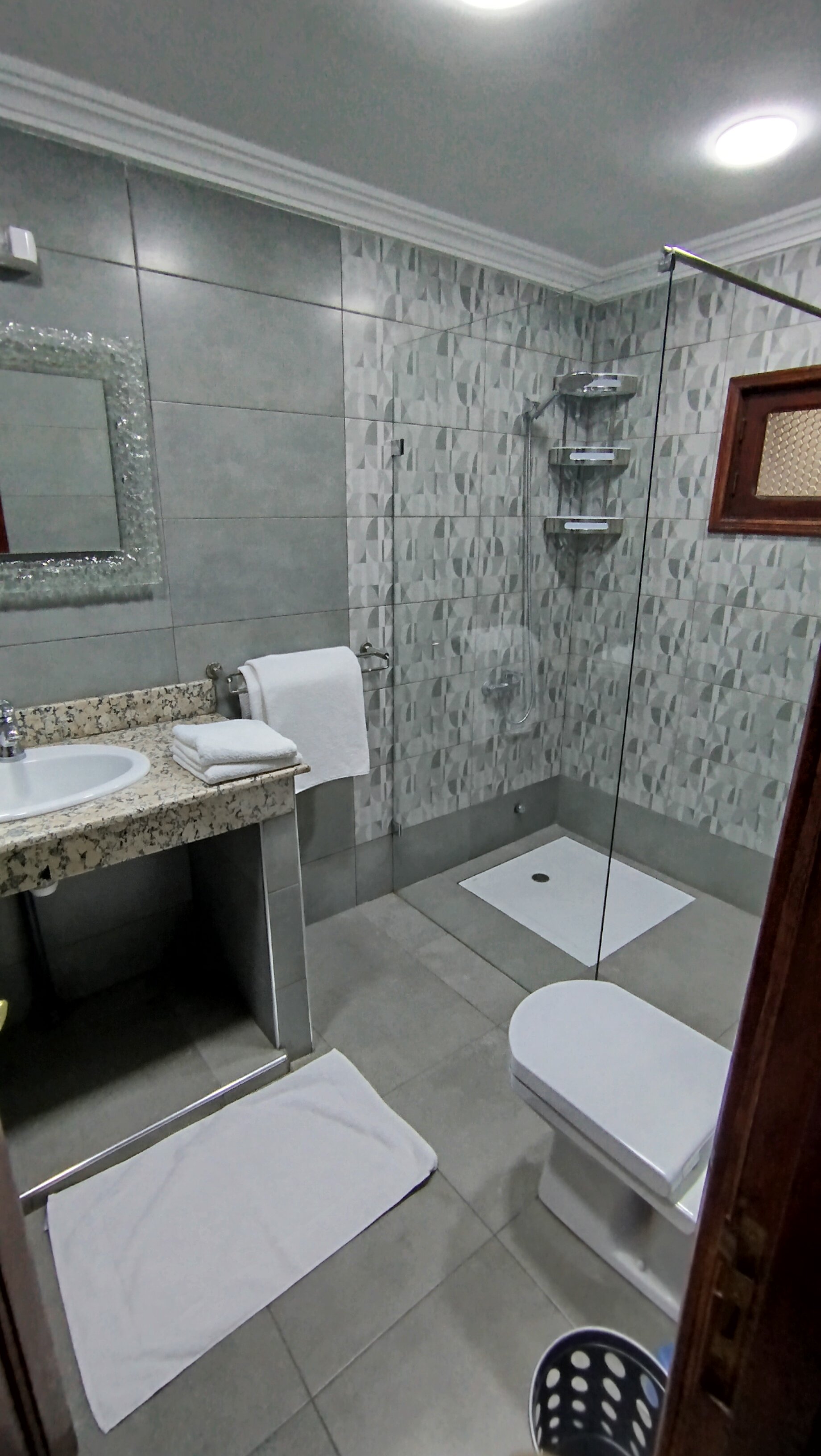 Riad Villa Midelt-浴室