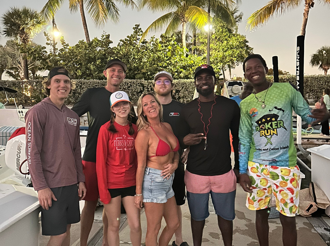 Rising Tide Tours-普罗维登西亚莱斯必去景点